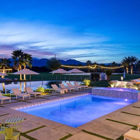 Buena Vista By Avantstay Massive Outdoor Oasis W Pool Spa Firepit La Quinta Exterior photo