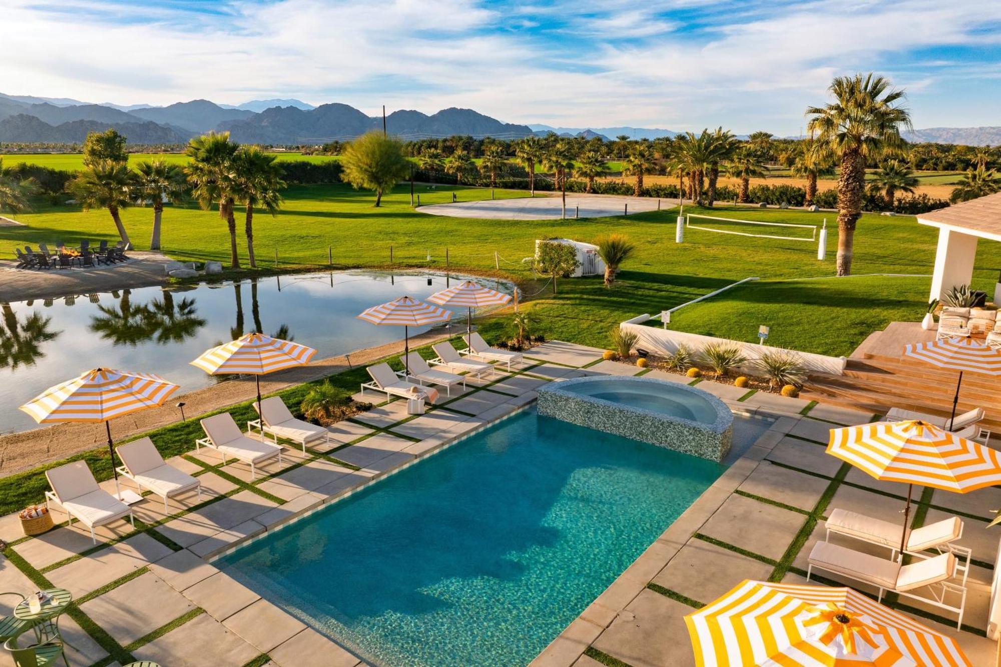 Buena Vista By Avantstay Massive Outdoor Oasis W Pool Spa Firepit La Quinta Exterior photo